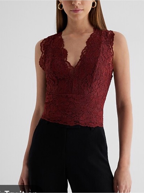Express Tops - Express Burgundy Lace V-Neck Camisole🚨